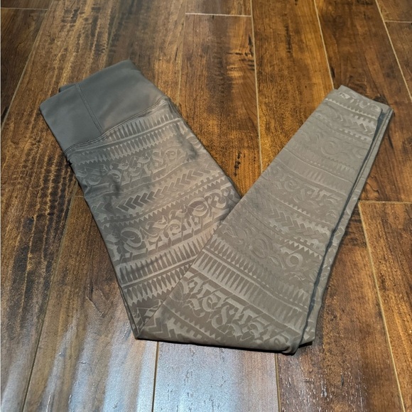 Hurley taupe leggings, XS - Picture 2 of 7